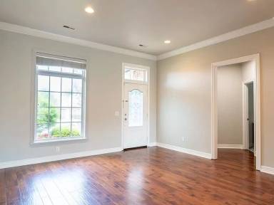 Main picture of 3705 SW Plateau Blvd