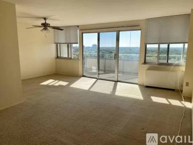 Main picture of The Carlyle of Lakewood