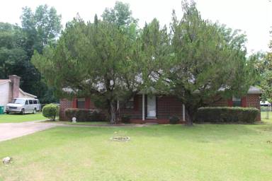 Main picture of 631 Longbow Dr