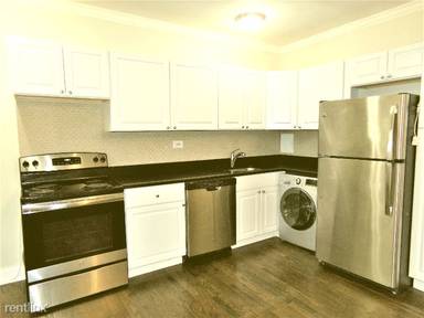 Main picture of 3345 N Marshfield Ave