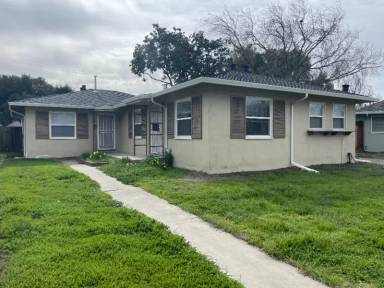 Main picture of 2092 Heatherdale Ave