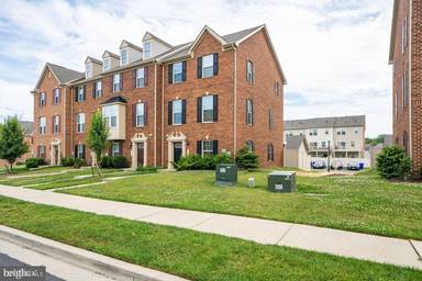 Main picture of 5417 Saint Rita Dr