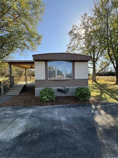 Main picture of 340 Glover Rd