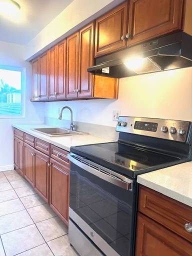 Main picture of 611 N Garfield St