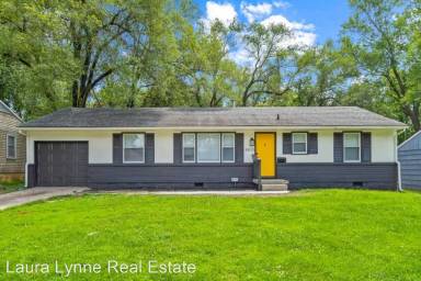 Main picture of 8805 E 59th St