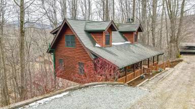 Main picture of 113 Vixen Den Dr