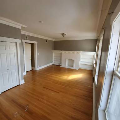 Main picture of 7405 S Eberhart Ave