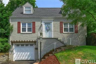 Main picture of 131 Senate Dr