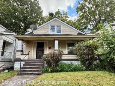 Main picture of 2318 Greenwood Ave