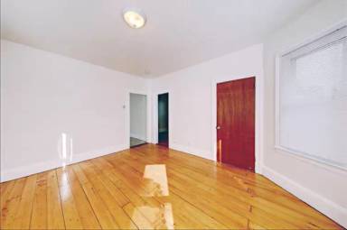 Main picture of 6 Poplar St
