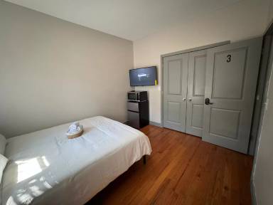 Main picture of 157 Bidwell Ave