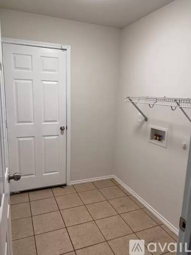 Main picture of 6106 Valparaiso Way