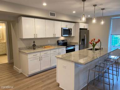 Main picture of 503 S Bond St