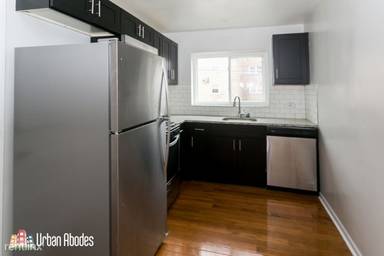 Main picture of 7543 N Bell Ave