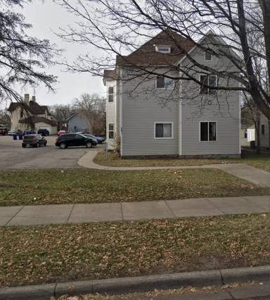 Main picture of 381 5th Avenue South