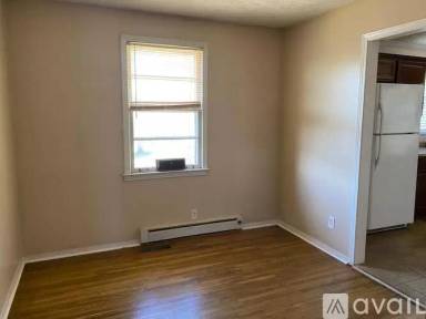 Main picture of 1312 N Avondale Cir
