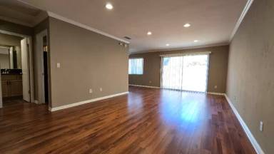 Main picture of 830 Bonita Ave