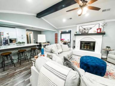 Main picture of 3504 96th St