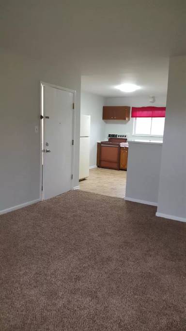 Main picture of 1616 N Main St