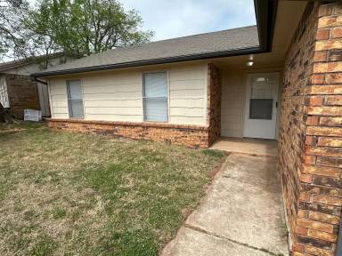 Main picture of 10213 Caton Pl