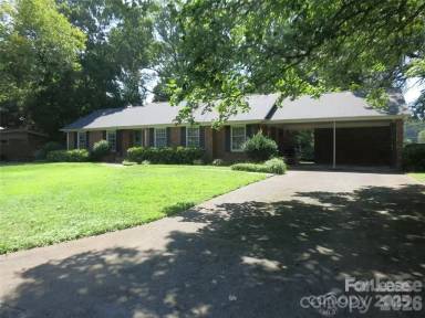 Main picture of 2120 Rocky Knoll Dr