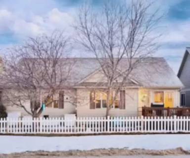 Main picture of 1397 N River Rock Dr