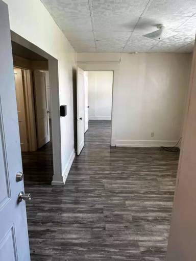 Main picture of 823 Main St