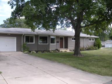 Main picture of 1812 Ravinia Rd