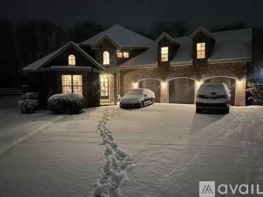 Main picture of 105 Stonegate Trl