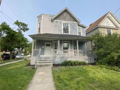 Main picture of 459 Ethel Ave SE