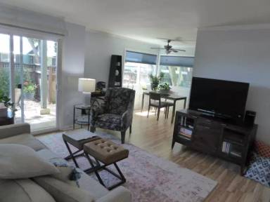 Main picture of 203 Spyglass Pkwy