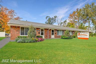 Main picture of 4401 Crooks Rd