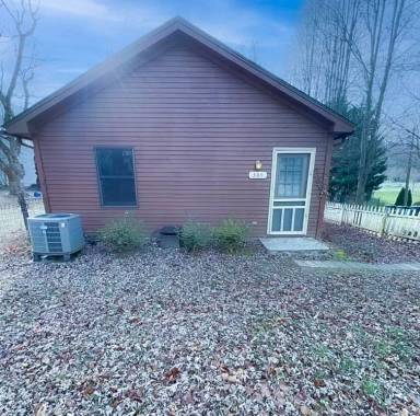 Main picture of 305 W Back Aly