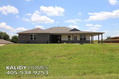 Main picture of 17610 Salma Rd