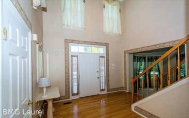 Main picture of 7883 Rockburn Dr
