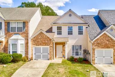 Main picture of 4906 Robinson Square Dr NW