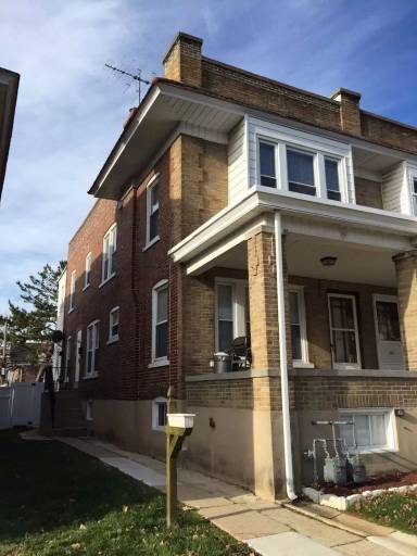 Main picture of 216 S Fulton St