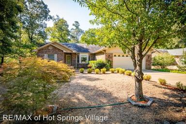 Main picture of 10 Ballobar Ln