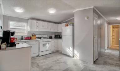 Main picture of Crest Mobile Estates
