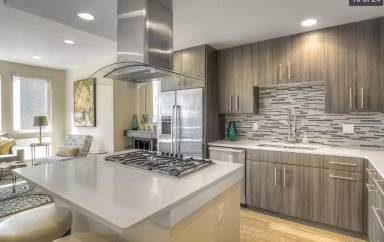 Main picture of 3032 Zuni St
