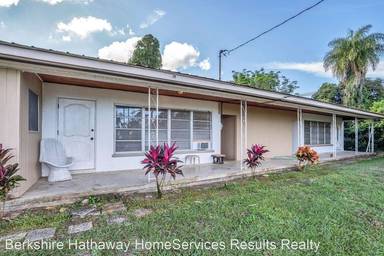 Main picture of 241 Palm Ave