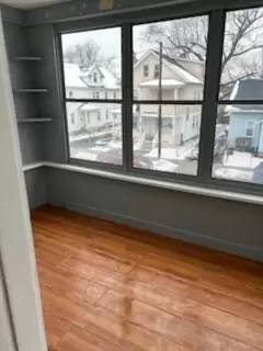 Main picture of 93 Malden St