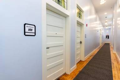 Main picture of 157 N Main St