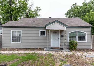Main picture of 120 Nelson Ave