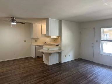Main picture of 5055 Saratoga Ave