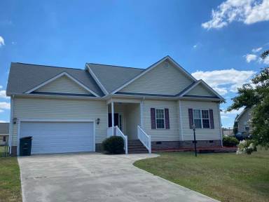 Main picture of 211 Starcrest Dr