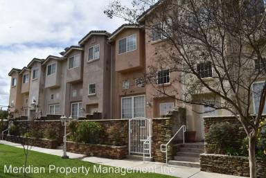 Main picture of 112 W Douglas Ave