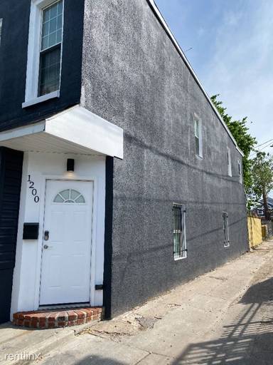 Main picture of 1200 Bayard St