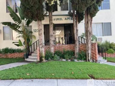 Main picture of 1234 N Laurel Ave