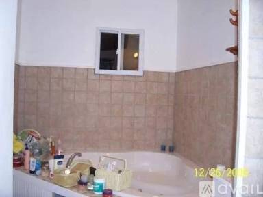 Main picture of 9 Chestnut Ln